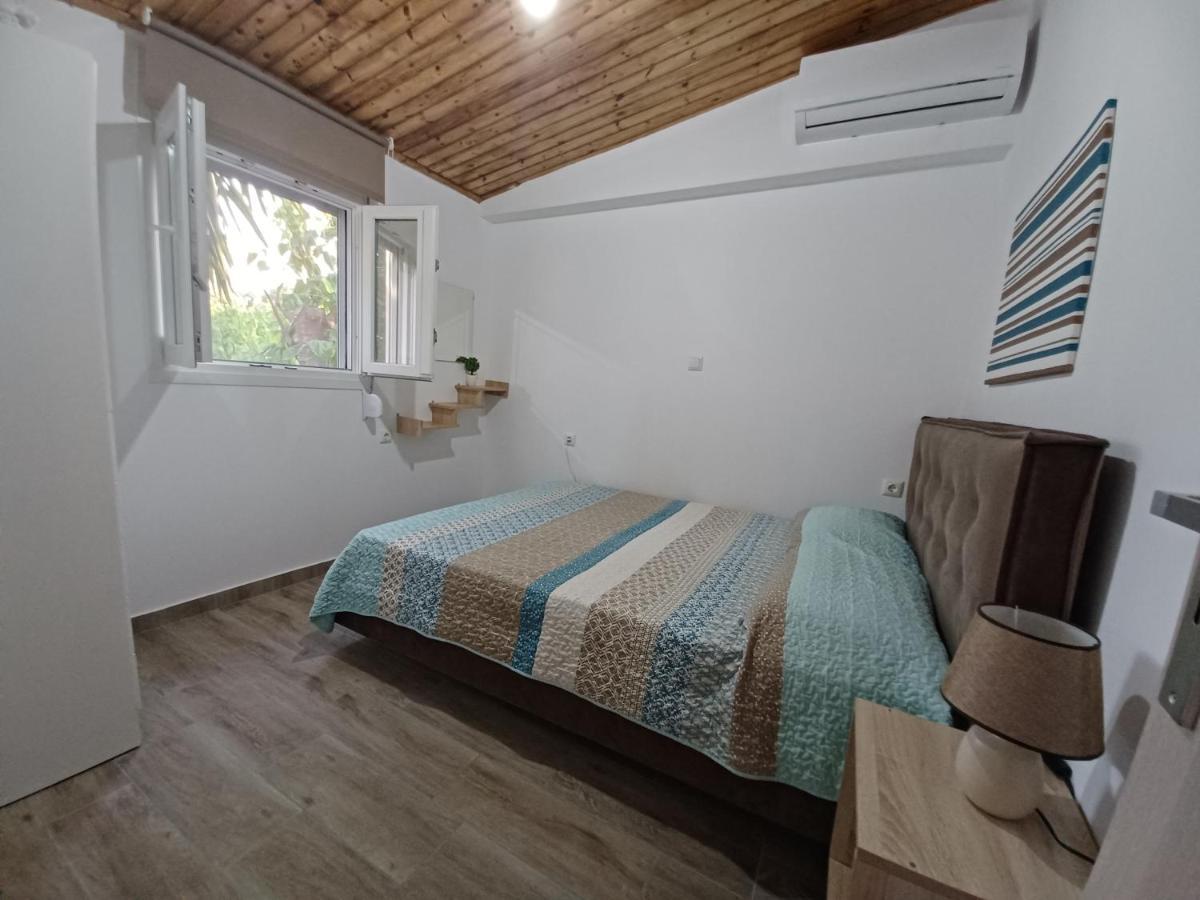 Beach House For Up To 9 People Near Olympia Katakolo Zewnętrze zdjęcie
