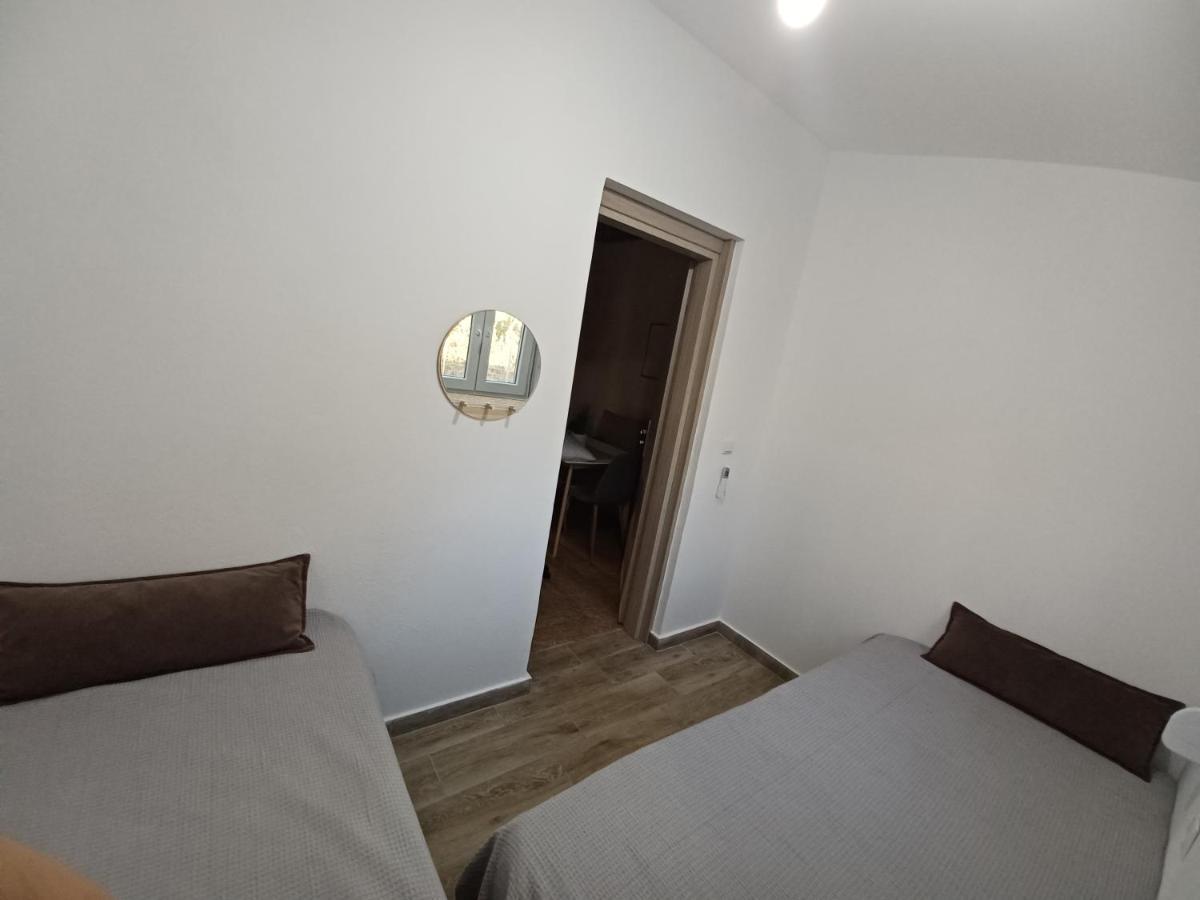 Beach House For Up To 9 People Near Olympia Katakolo Zewnętrze zdjęcie